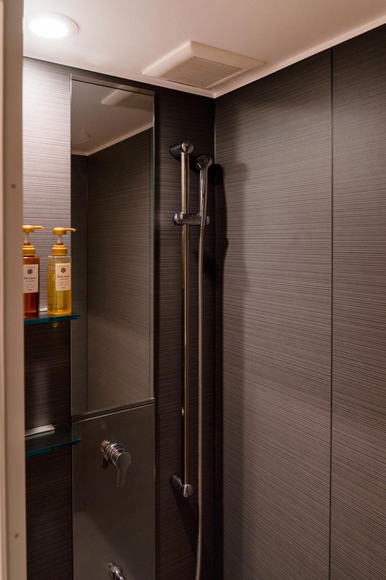 都電屋 Todenhotel Tokio